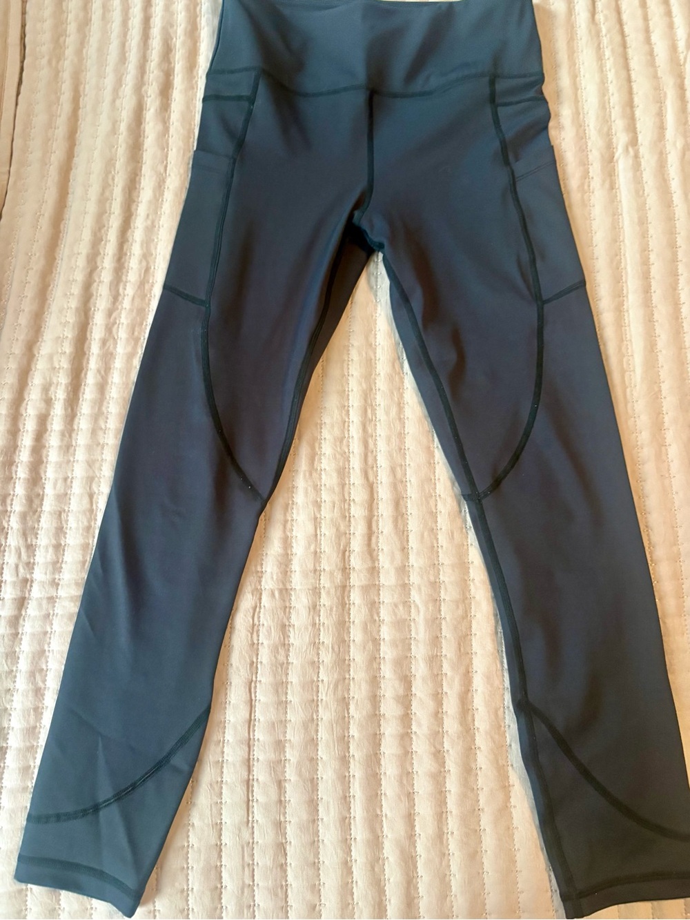 Zyia High-Rise Performance Leggings in black